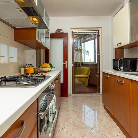 Stunning Apartment In Pula With Kitchen Exterior photo